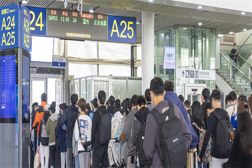 2022年广西春节返乡最新政策-摄图网