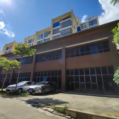 海南海口市龙华区海垦路118号绿谷康都9#楼7间商铺1736.43平方米转让