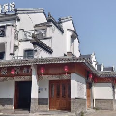 德兴市银城街道天门山居民委员会天门山居民俗园西边第一间尝记得商铺160㎡出租