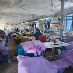 德兴市泗洲镇金家社区居民委员会金家社区综合楼二、三楼700㎡服装厂使用权出租