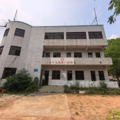 海南省直辖县东方市大田镇广坝农场红泉场部1066.32㎡（1.60亩）老派出所办公楼及边上土地出租
