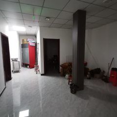 德兴市银城街道凤仪门社区居民委员会凤仪门社区468.73㎡综合楼三楼出租