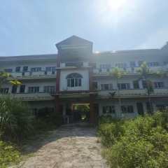 海南省直辖县琼海市博鳌镇莫村村委会莫村小学1310.25平方米老旧办公楼出租