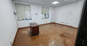 德兴市银城街道武安路社区居民委员会银城中路348号20㎡空置办公室出租