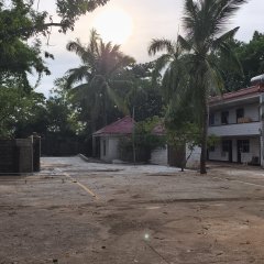 海南儋州市海头镇新市社区老市组管理用房（建筑面积965.51㎡，土地面积3.47亩）出租